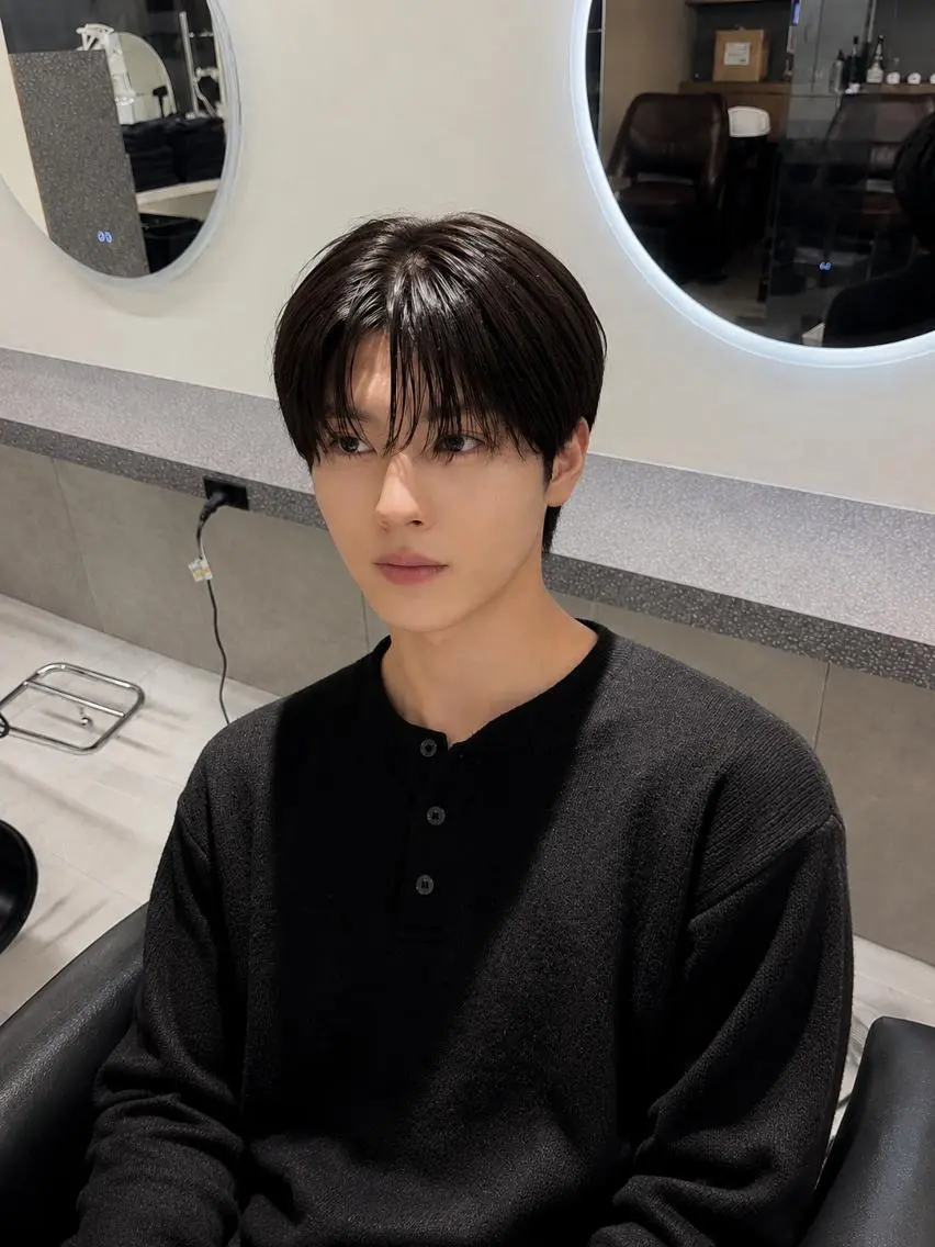 メンズ センターパート メンズ韓国風 韓国マッシュ マッシュ FOCUSJAPAN MENS SALONのヘアスタイル