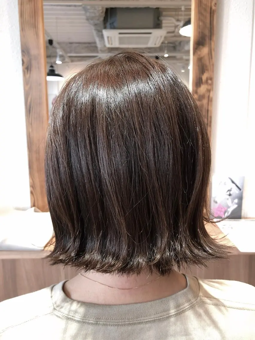 ショート カラー ボブ 外ハネヘア 美髪✨髪質改善特化 🦩対馬🦩のヘアスタイル