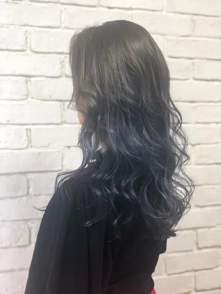 セミロング カラー アディクシーカラー welring hair salonのヘアスタイル