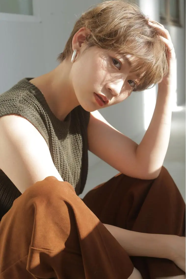 ショート カラー カット 保子 祐里香のヘアスタイル