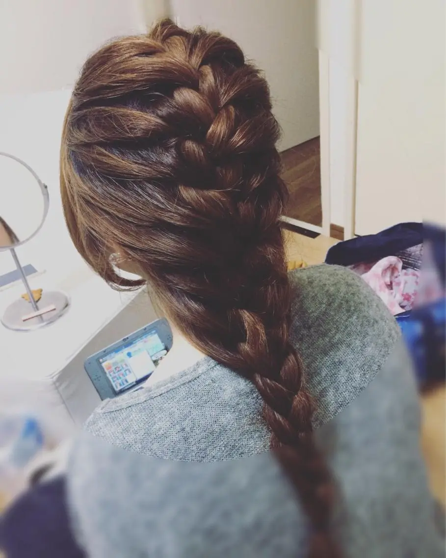 ロング ヘアアレンジ 烏山 達也のヘアスタイル