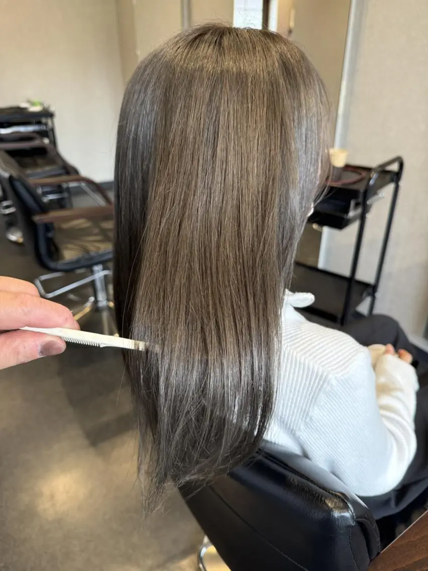 セミロング 卒業式のヘアスタイル 髪質改善 髪質改善⚡️カラー 🍀武久 誠🍀のヘアスタイル