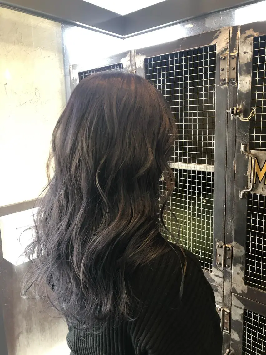 ロング カラー ブルーカラー ブルーパープル パープルカラー ヘアカラー トリートメント 山本 琴乃🦭のヘアスタイル