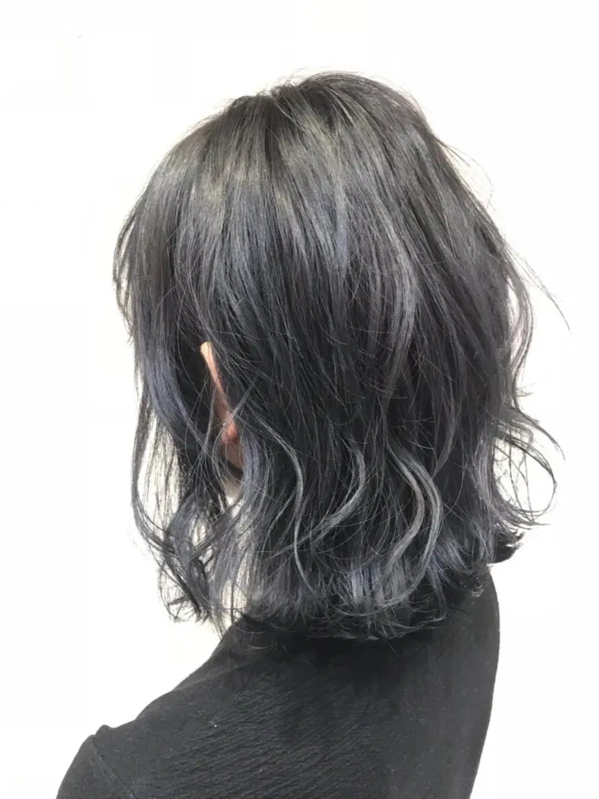 ロング カラー ヘアアレンジ グレージュ 白髪ぼかしハイライト 茗荷谷駅徒歩2分のヘアスタイル