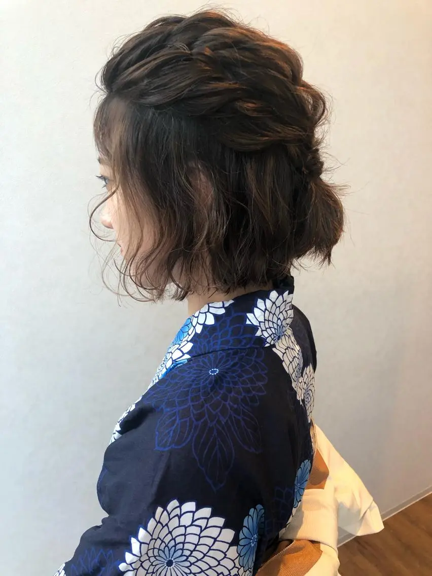 ショート ヘアアレンジ ハーフアップ ボブ ヘアセット 透明感♡︎♡︎ 佐々木早苗のヘアスタイル
