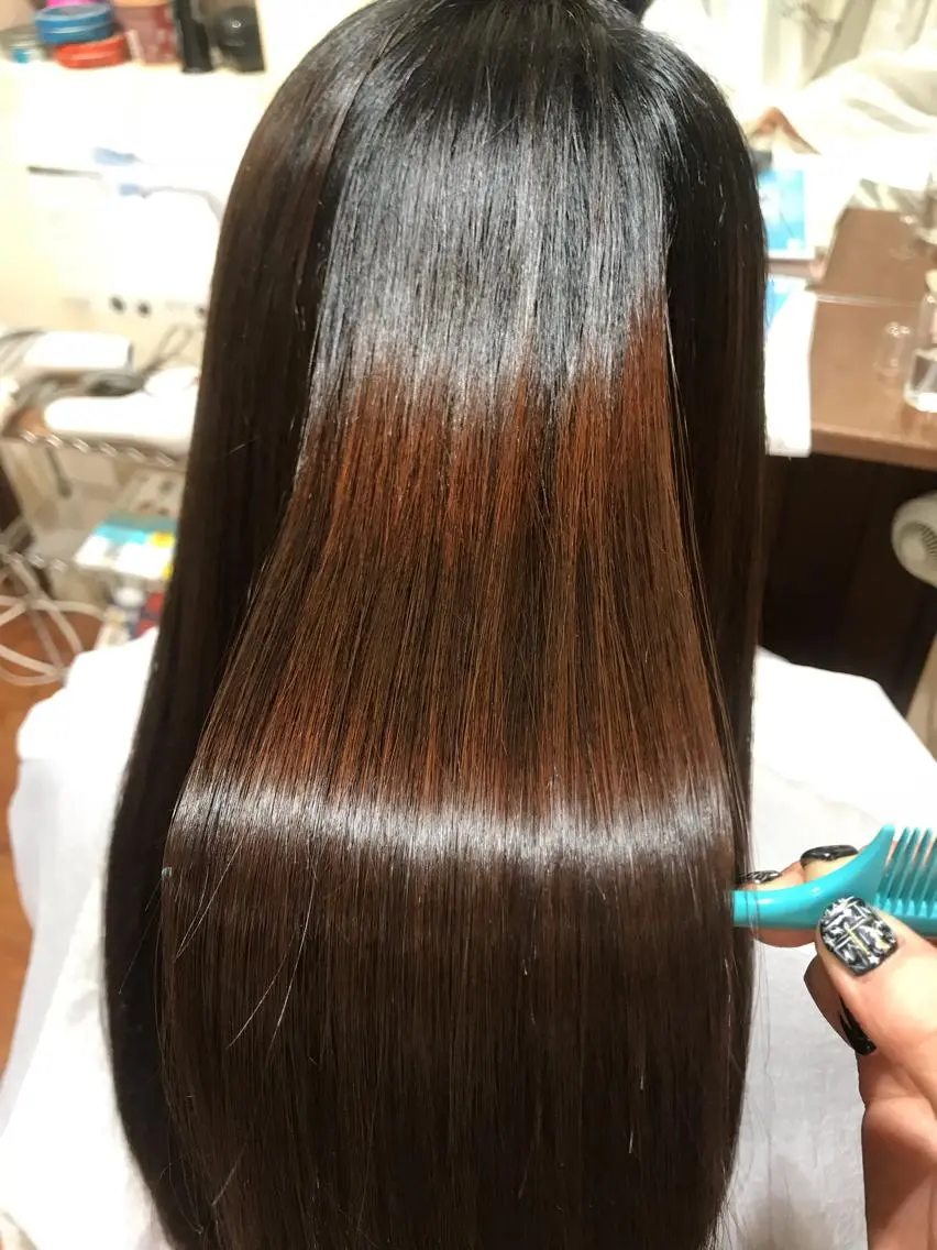 ロング 勝沼 佑季のヘアスタイル