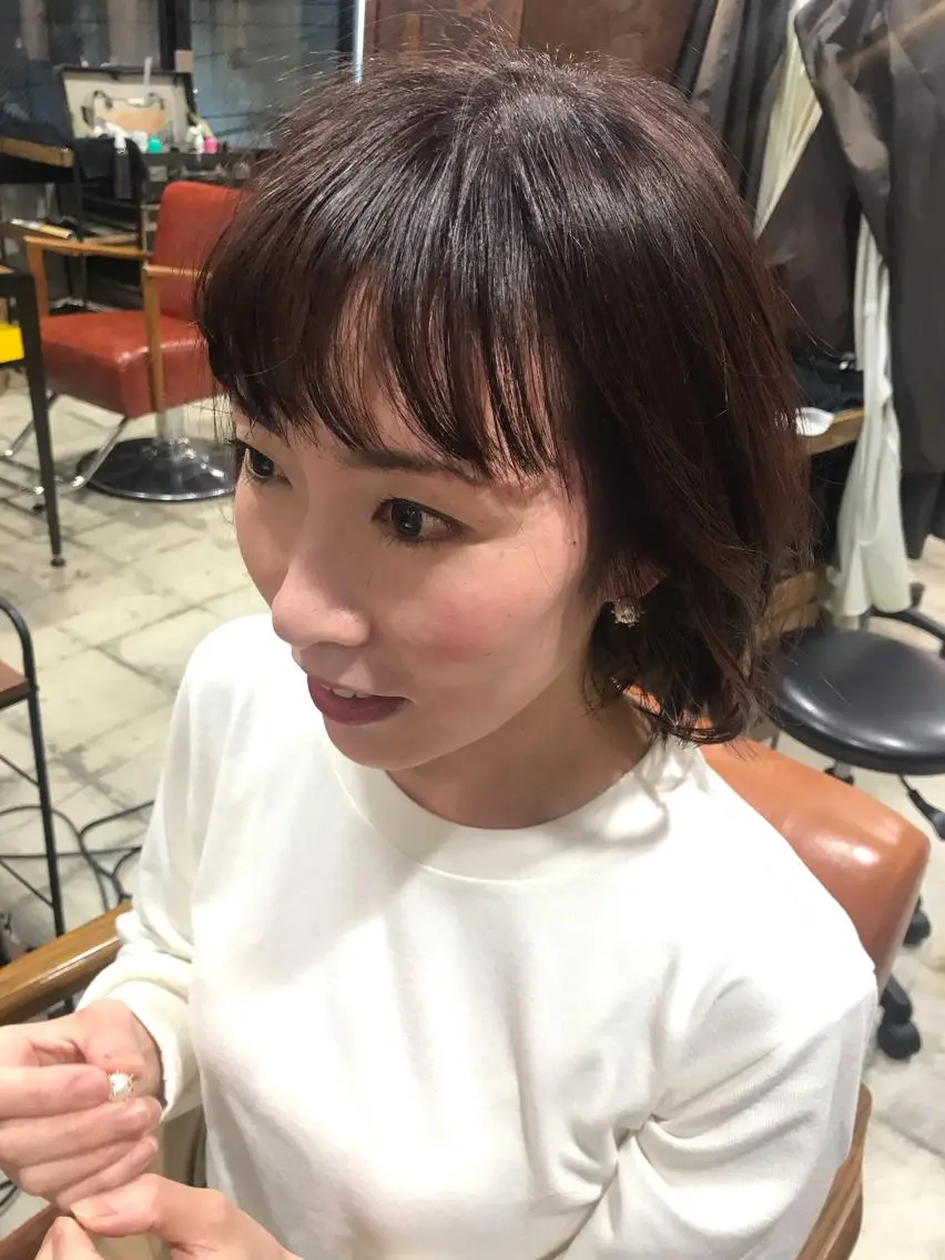 ミディアム カット ヘアカラー トリートメント ayane⭐️ボブ・ ショート・パーマのヘアスタイル