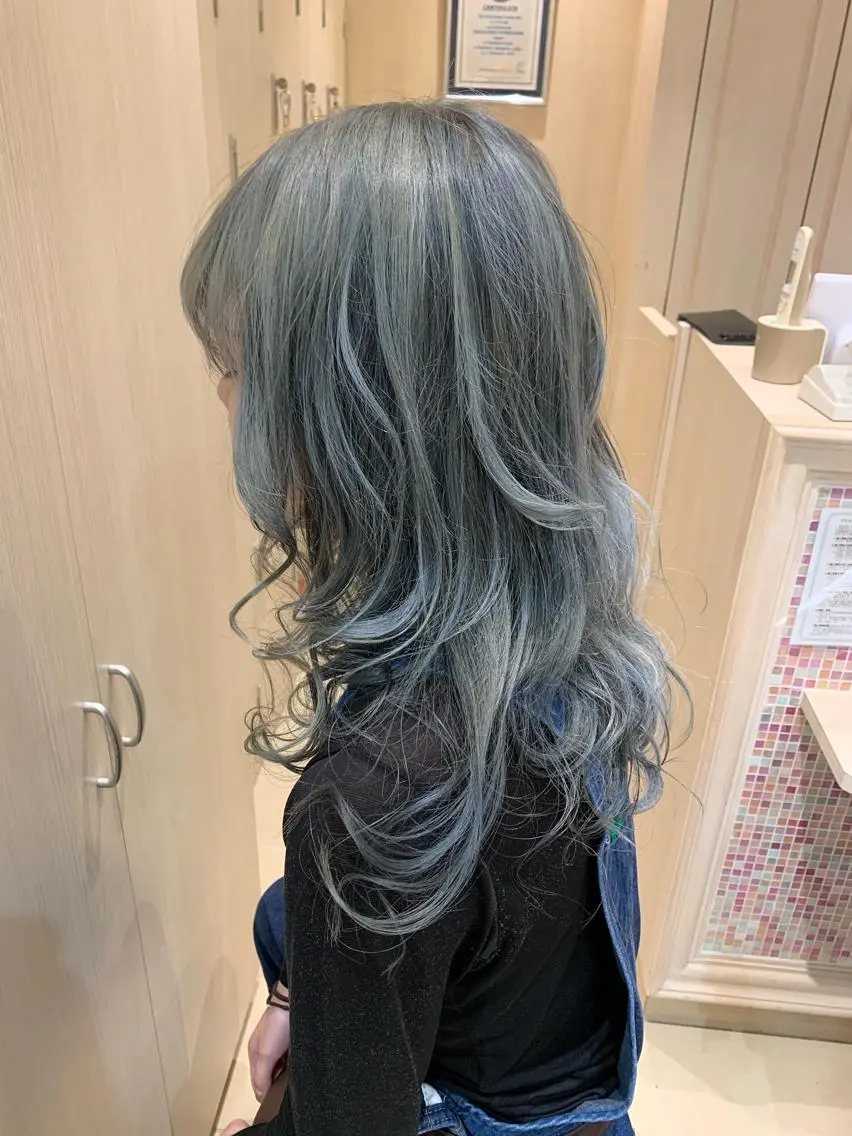 セミロング ヘアカラー トリートメント 堀井 猛史のヘアスタイル