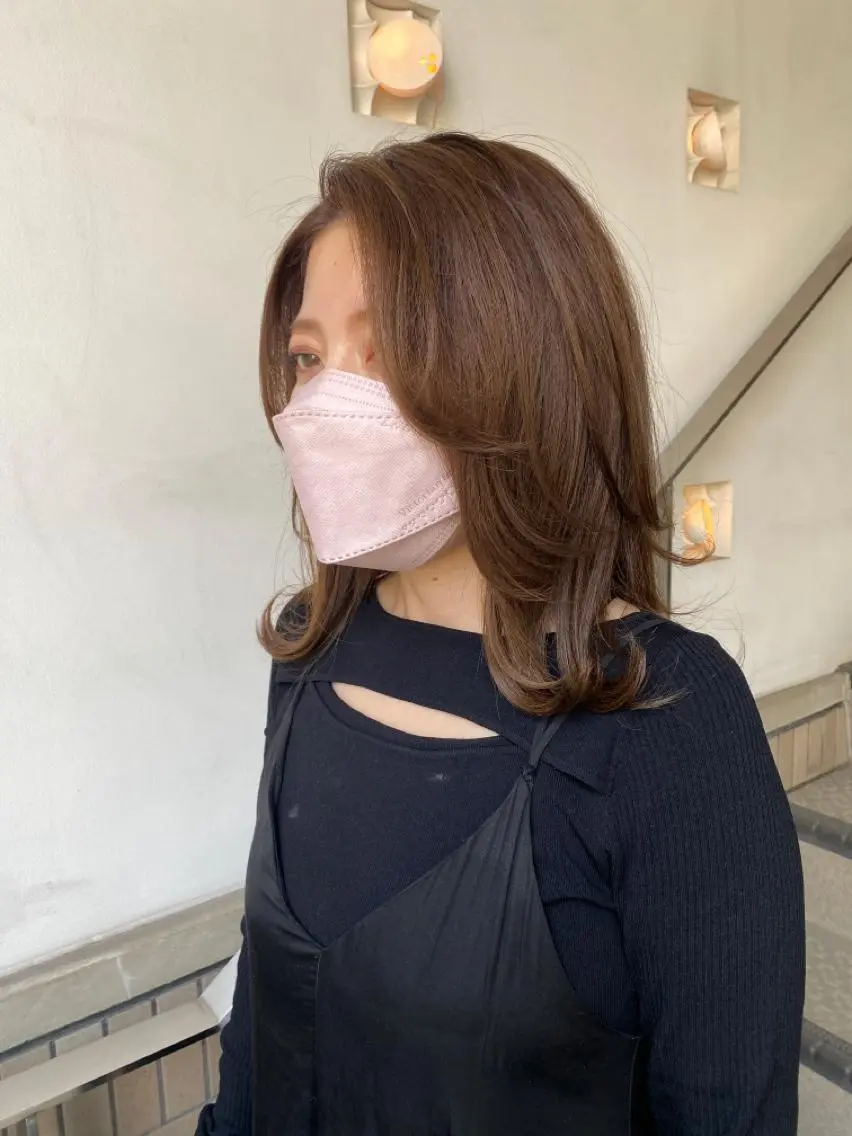 ミディアム カラー ヘアアレンジ ミディアムレイヤー ベージュカラー ブラウンカラー ブラウンベージュ レイヤーカット カット ヘアカラー トリートメント ヘッドスパ ナカジマ ボブ/レイヤーのヘアスタイル