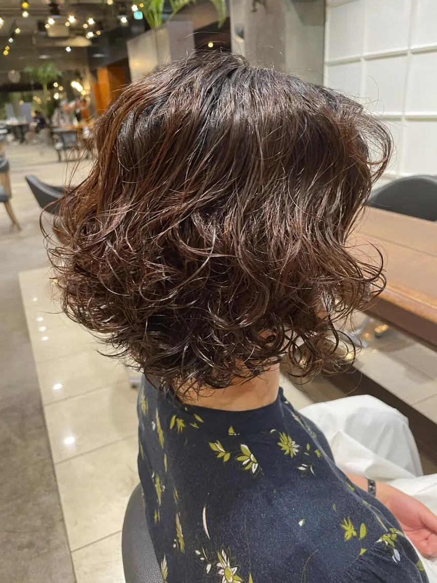 ショート パーマ ヘアアレンジ ショートヘア 髪質改善カラー&TR 縮毛矯正/弱酸性矯正のヘアスタイル
