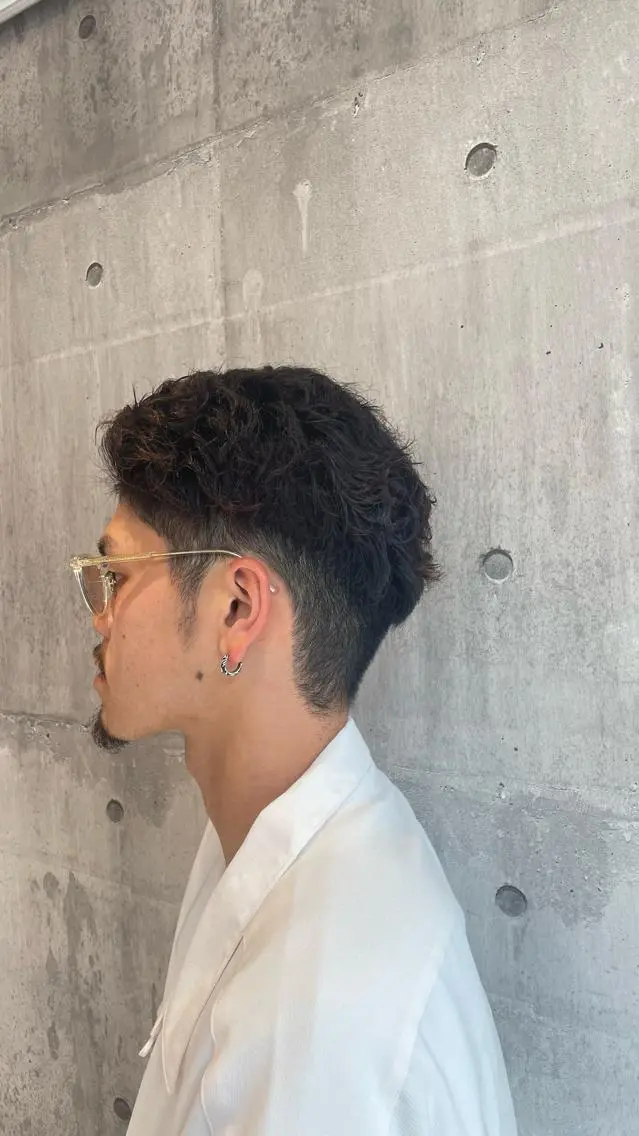 メンズ ハイトーンカラー✨️ 艶カラー特化Amiのヘアスタイル