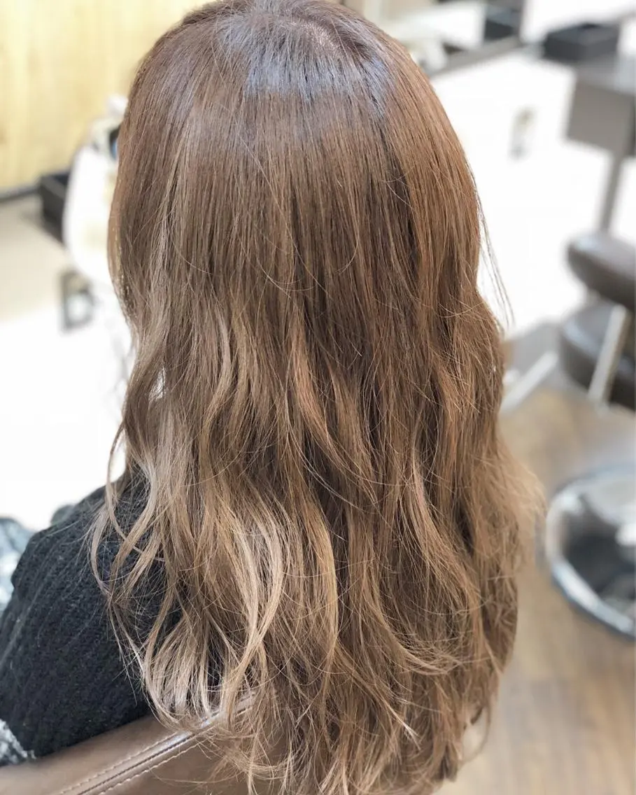セミロング アッシュ YOFAhair芦屋 峰★カラーリストのヘアスタイル