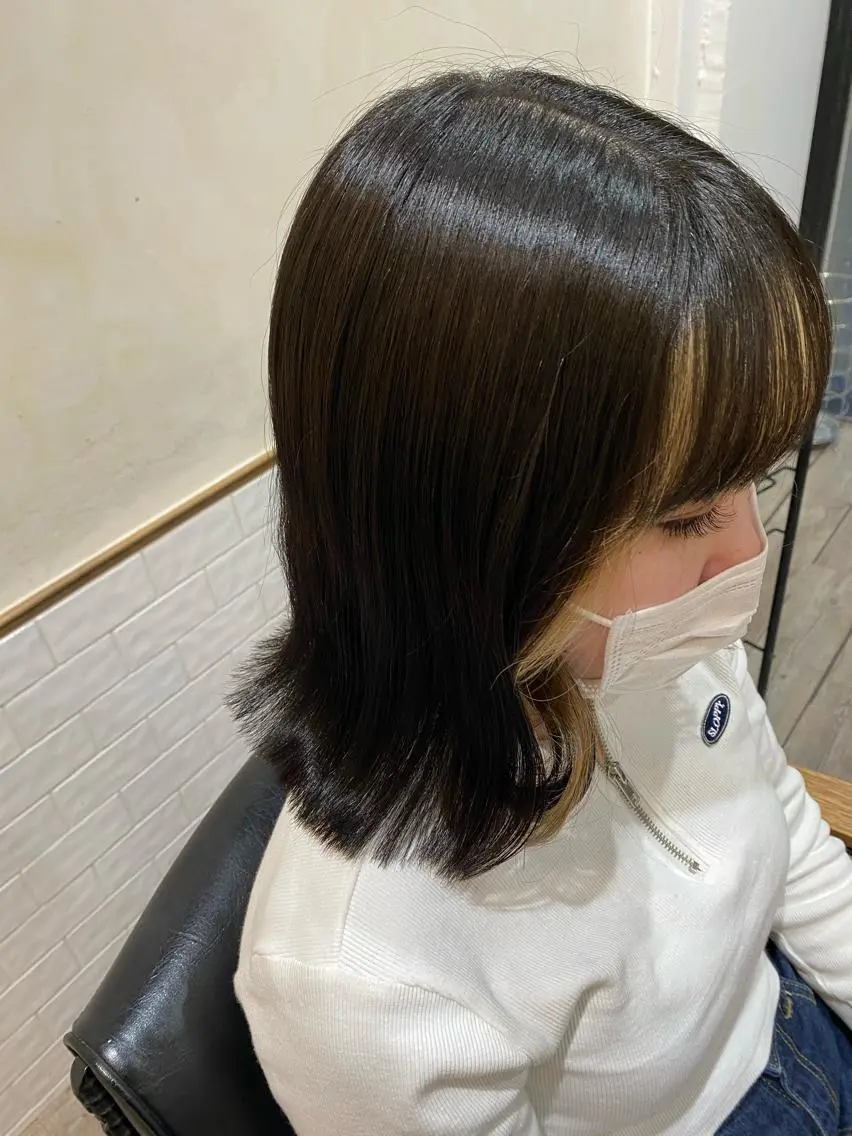ミディアム ボブ 外ハネヘア kanon♡ 暖色カラー‎🤍のヘアスタイル