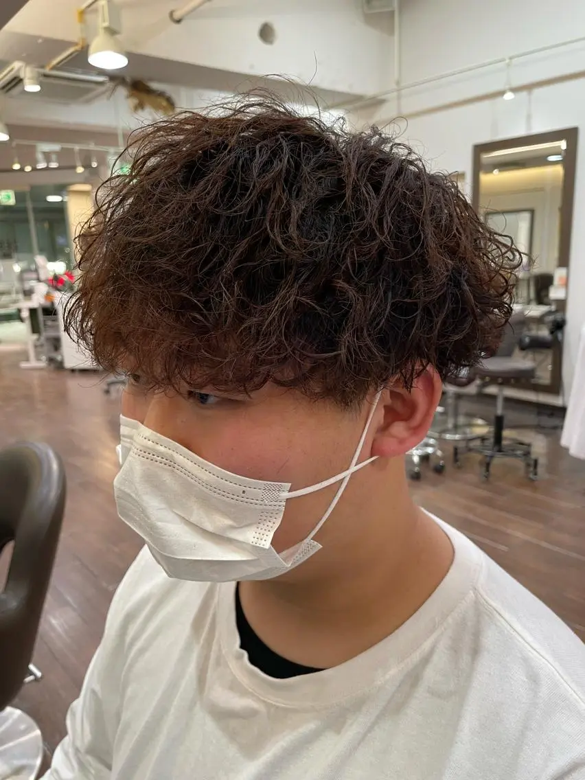 ショート パーマ メンズ 波巻きパーマ レディースカット いからしゆうたのヘアスタイル