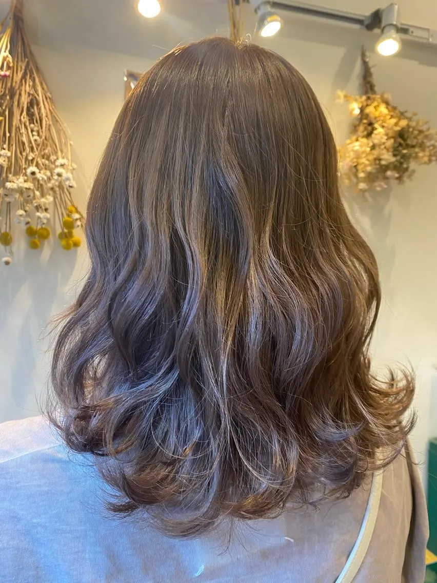 セミロング カラー ベージュカラー ブリーチ ラベンダーカラー ラベンダーベージュ non .のヘアスタイル