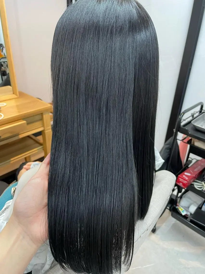 セミロング トリートメント 富田 菜月のヘアスタイル