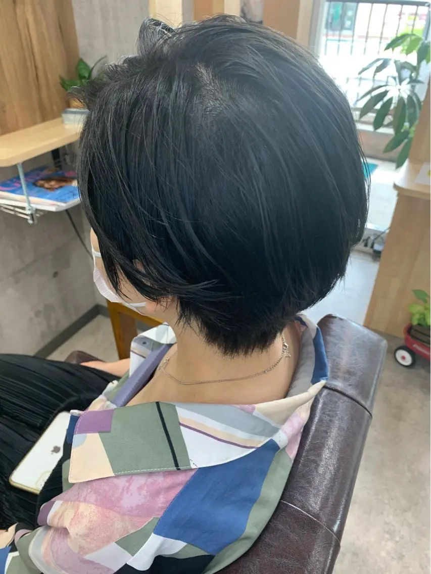 ショート カラー バレイヤージュ ブリーチ ケアブリーチ ダブルカラー グラデーションカラー カット ヘアカラー memento 斎藤大覚のヘアスタイル