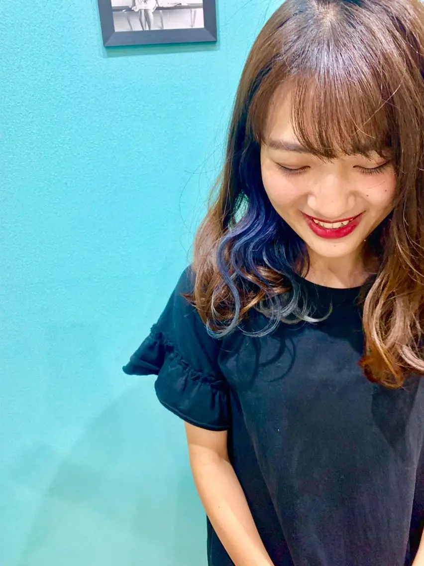 ミディアム カラー パーマ ヘアアレンジ ブリーチ ブルーカラー インナーカラー ヘアカラー nico【代表】 市川　拓也のヘアスタイル