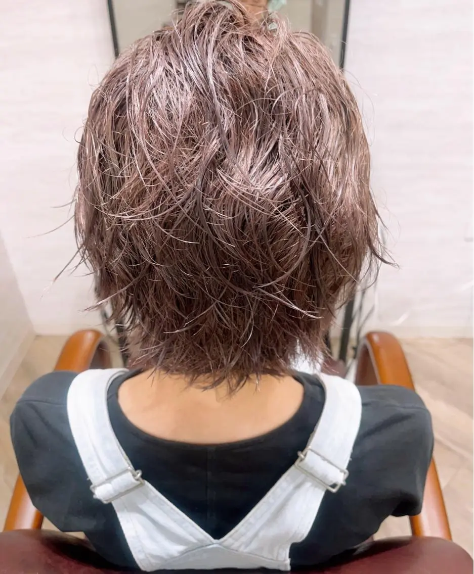 ショート カラー アッシュ ブリーチ パープルカラー パープルアッシュ 🫧ぷる艶カラー🫧 Yuubi🦩のヘアスタイル