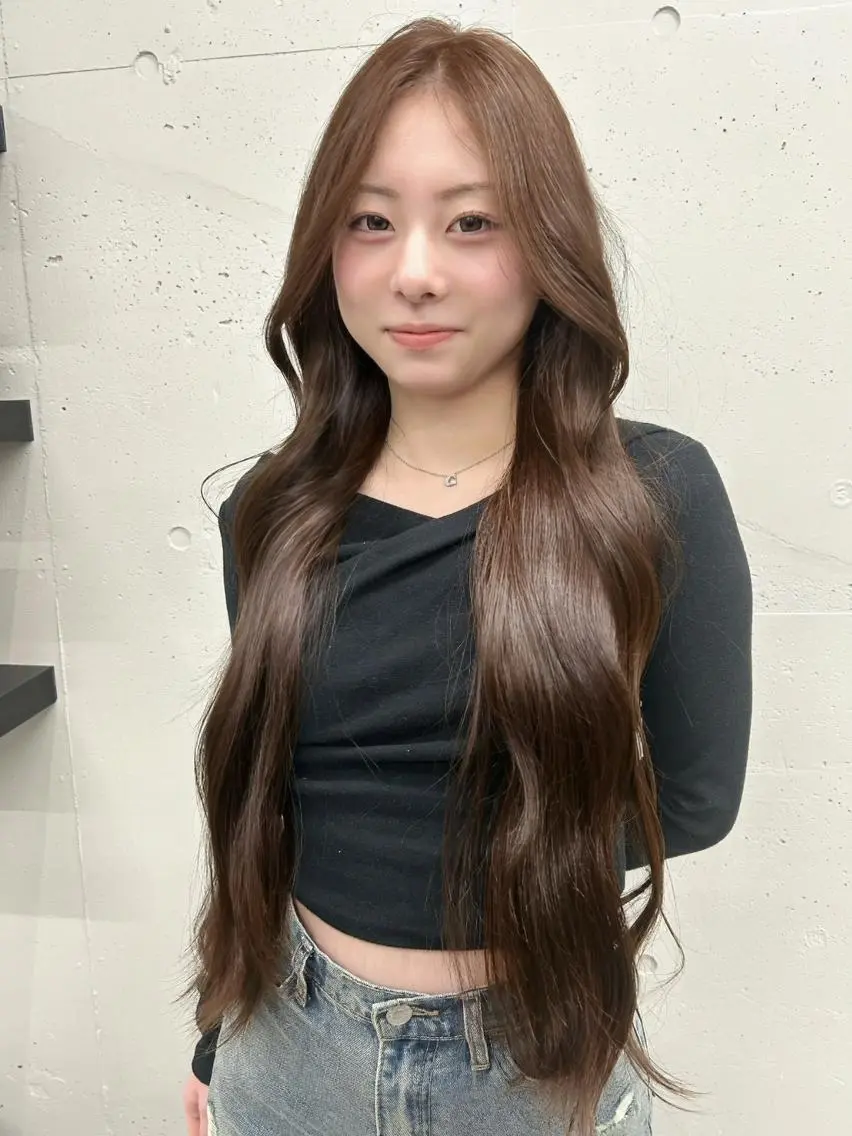 カラー ロング ベージュカラー ブリーチ 透明感カラー ブリーチなしカラー ヘアカラー 透明感、柔らかカラー ♡トレンドカラー♡のヘアスタイル