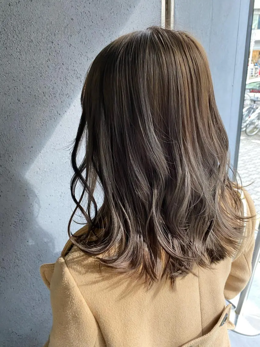 ミディアム カラー ヘアカラー トリートメント FLAWEN. フロウエンのその他イメージ
