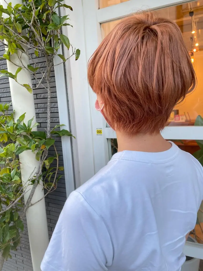 ショート カラー ヘアアレンジ ヘアカラー 鴫原 亜弥のヘアスタイル