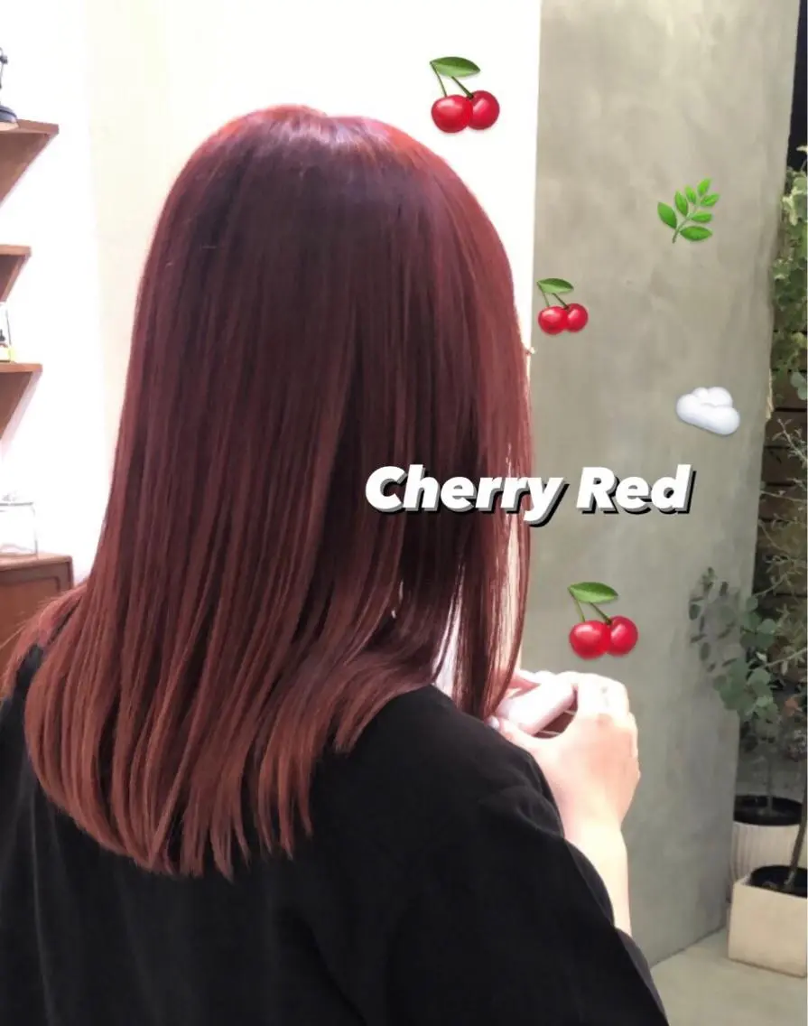 セミロング Ravo 西村 優花のヘアスタイル