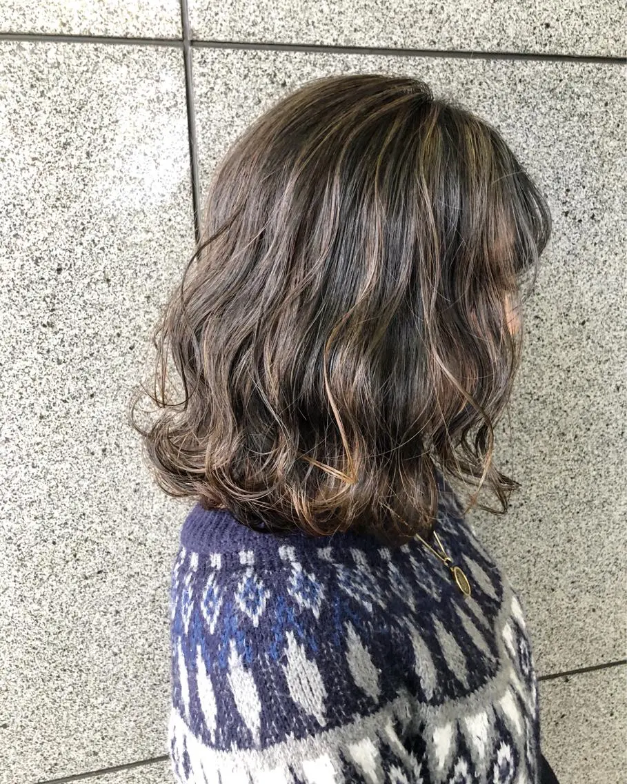 セミロング カラー 透明感カラー グレージュ DAISUKE 美容師のヘアスタイル