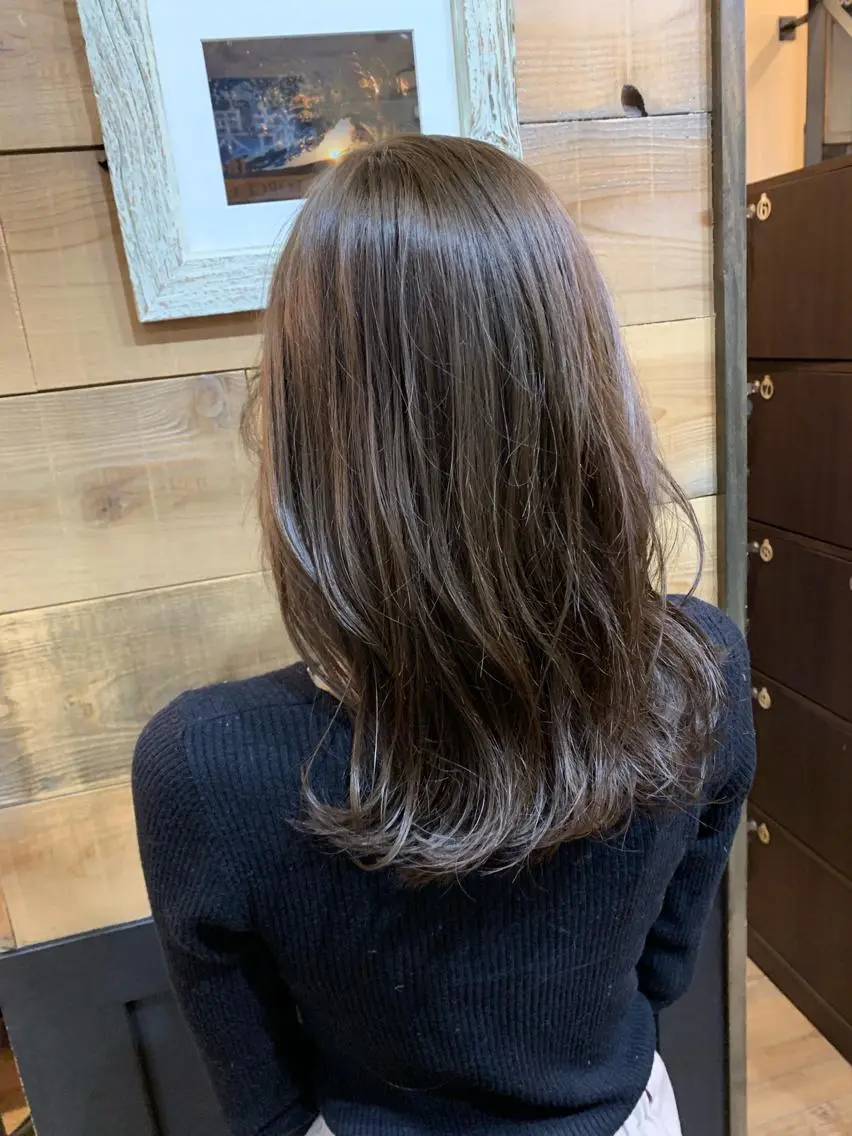 ミディアム カラー アッシュ 透明感カラー ヘアカラー トリートメント SHIAN 八王子👼鬼塚さやかのヘアスタイル