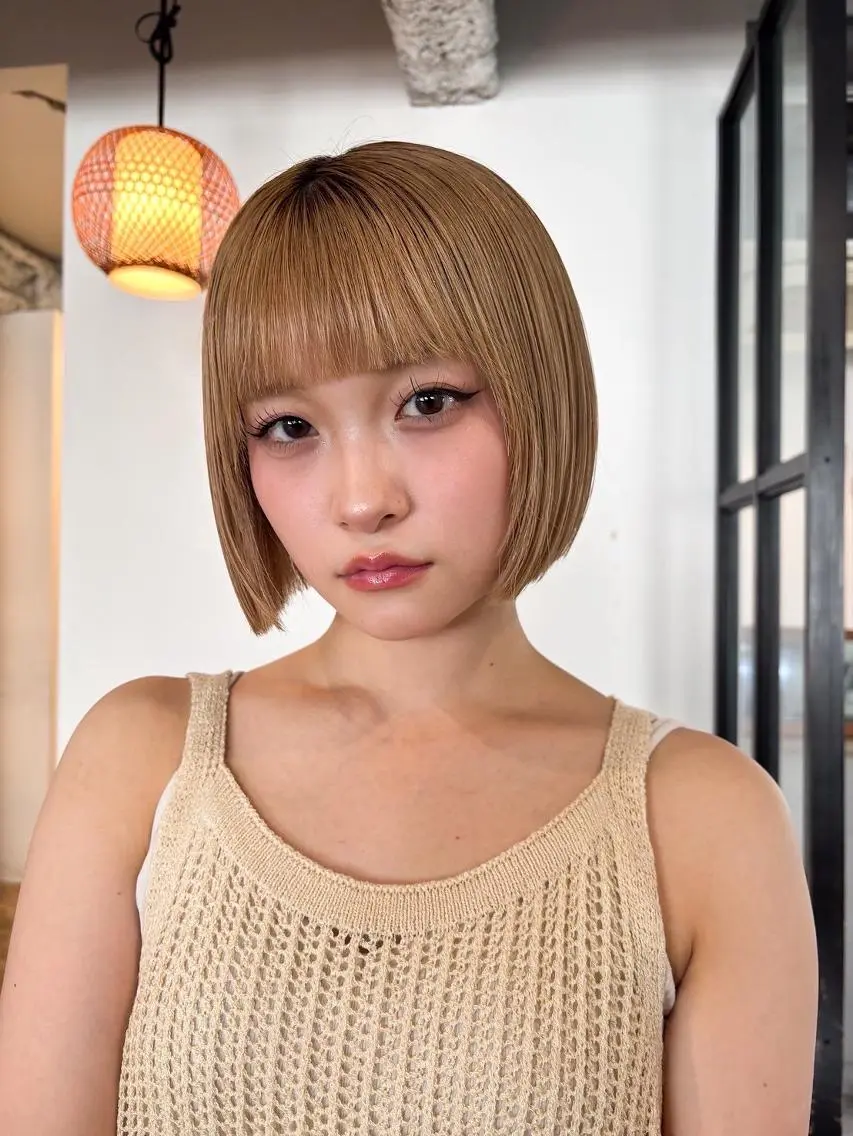 ミディアム カラー パーマ ショートボブ ミディアムパーマ アディクシーカラー ブリーチ ケアブリーチ カット ヘアカラー トリートメント honen hairのヘアスタイル