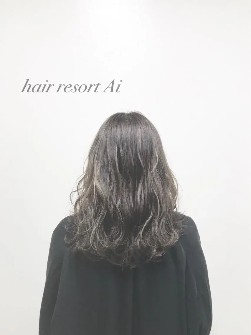 ミディアム カラー ハイライトカラー ハイライト エリアNo.1カラー ⭐️hikaru⭐️のヘアスタイル