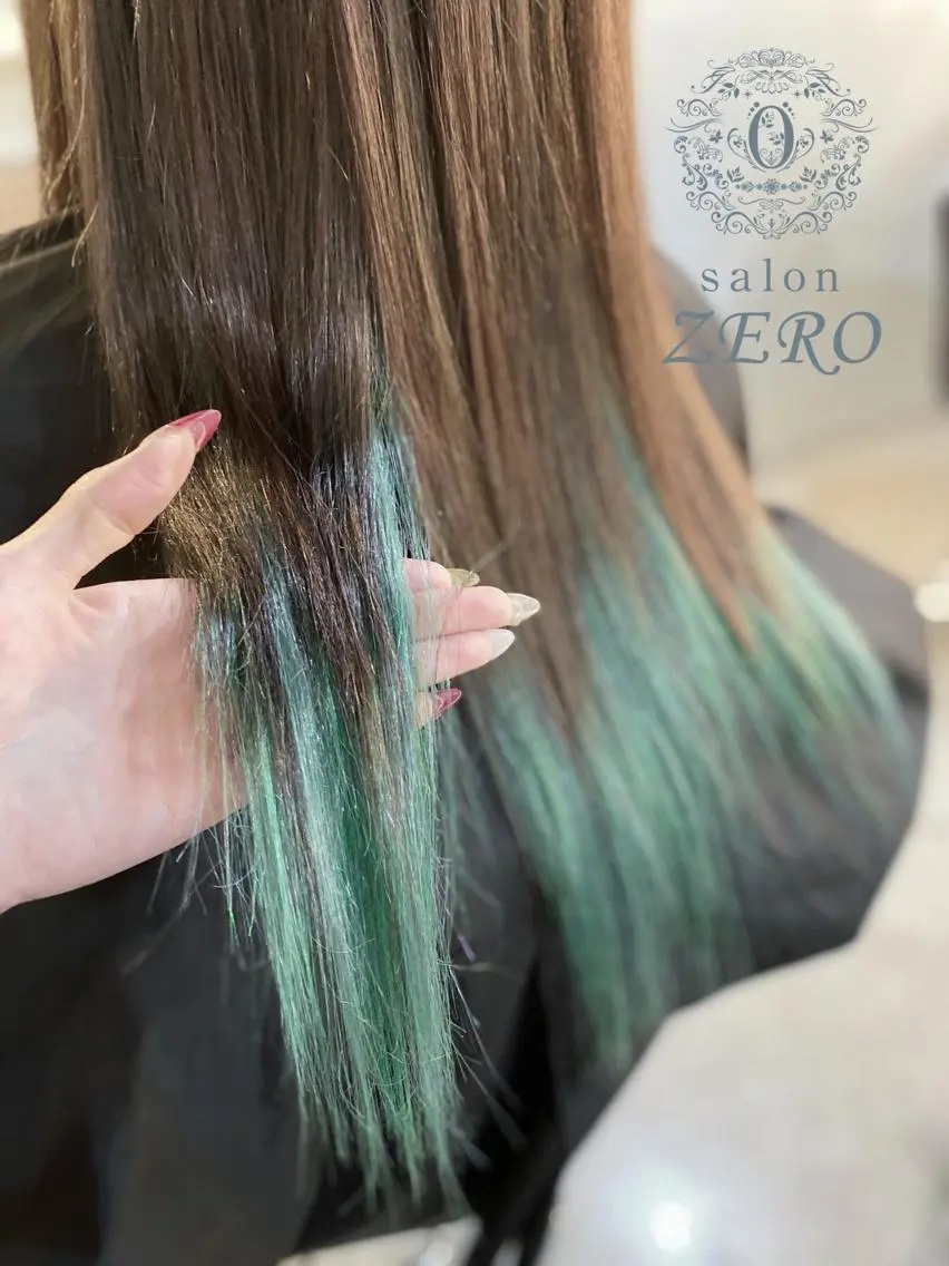 ロング カラー ヘアアレンジ エメラルドグリーン グラデーションカラー エクステ Hair Make Salon ZEROのヘアスタイル