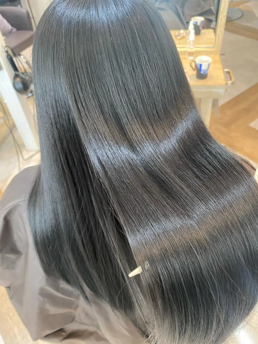 セミロング カット ヘアカラー トリートメント 成川 陽介のヘアスタイル