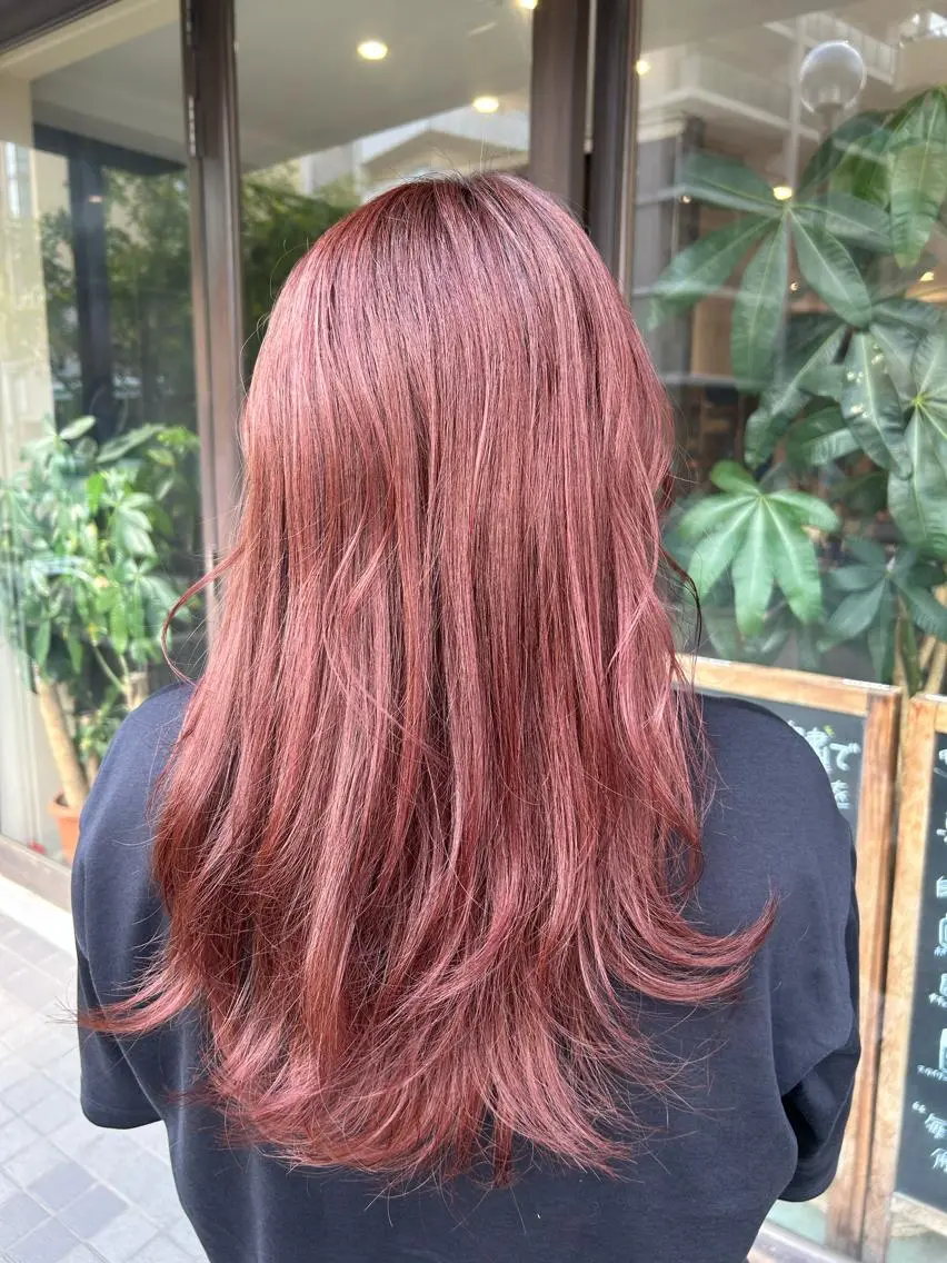 ロング ピンクブラウン ❤️🔥 RENA❤️🔥のヘアスタイル