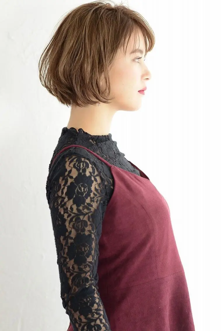 ショート カラー 前下がりボブ ボブ 髪質改善、エクステ 山口卓哉のヘアスタイル