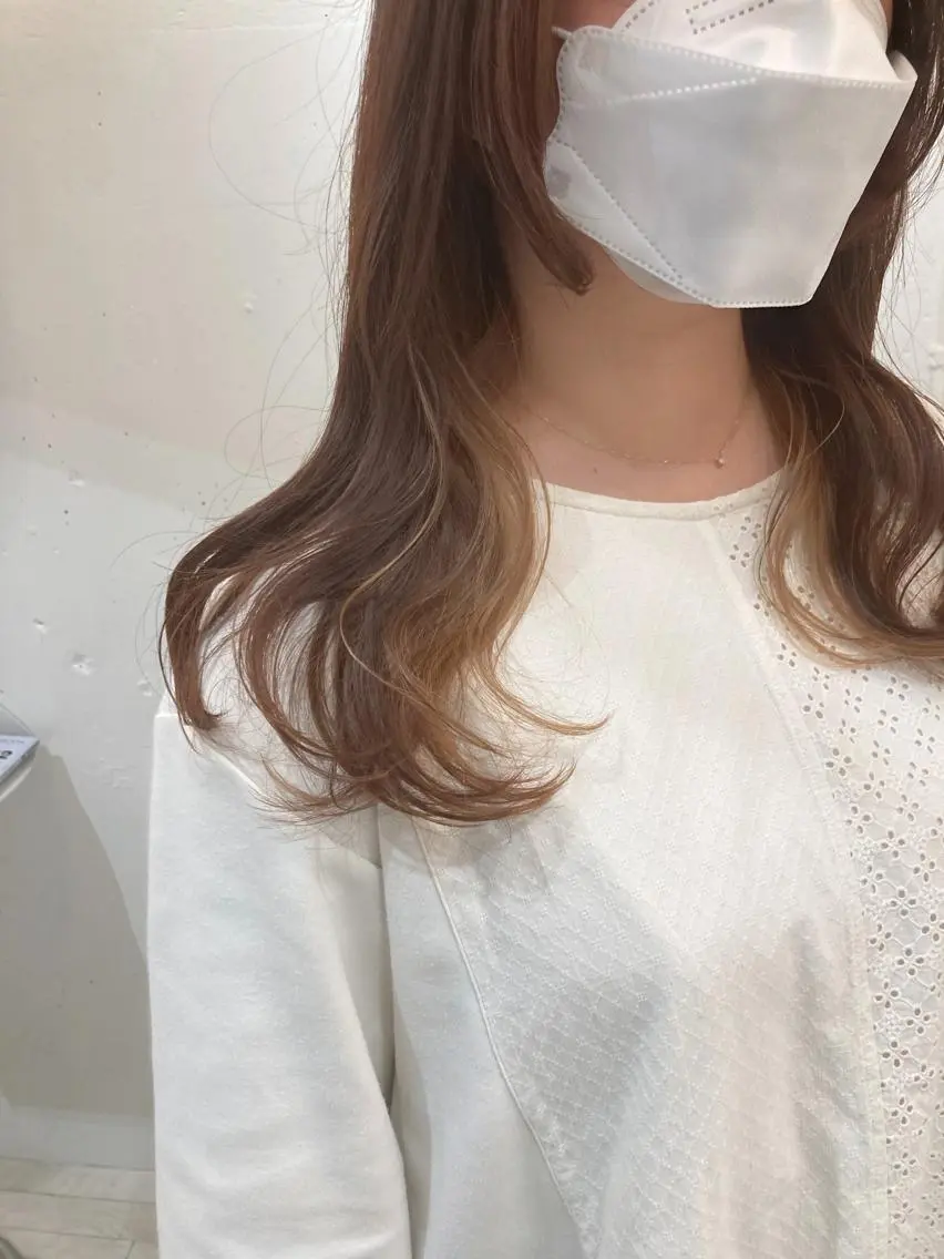 セミロング カラー インナーカラー ヘアカラー トリートメント お洒落ベージュ🤎 代官山shibukiのヘアスタイル