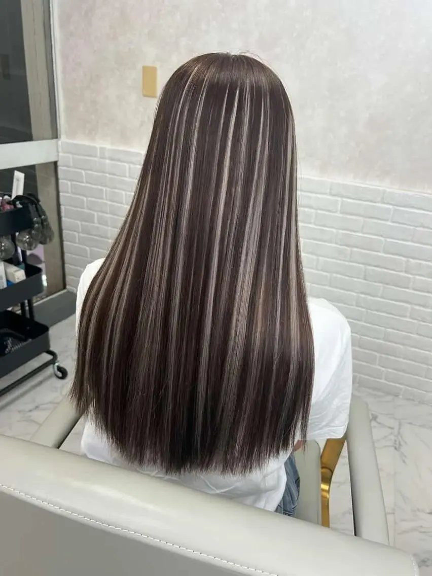 ロング エクステ ハイライト Wistell 渋谷 ASUKAのヘアスタイル