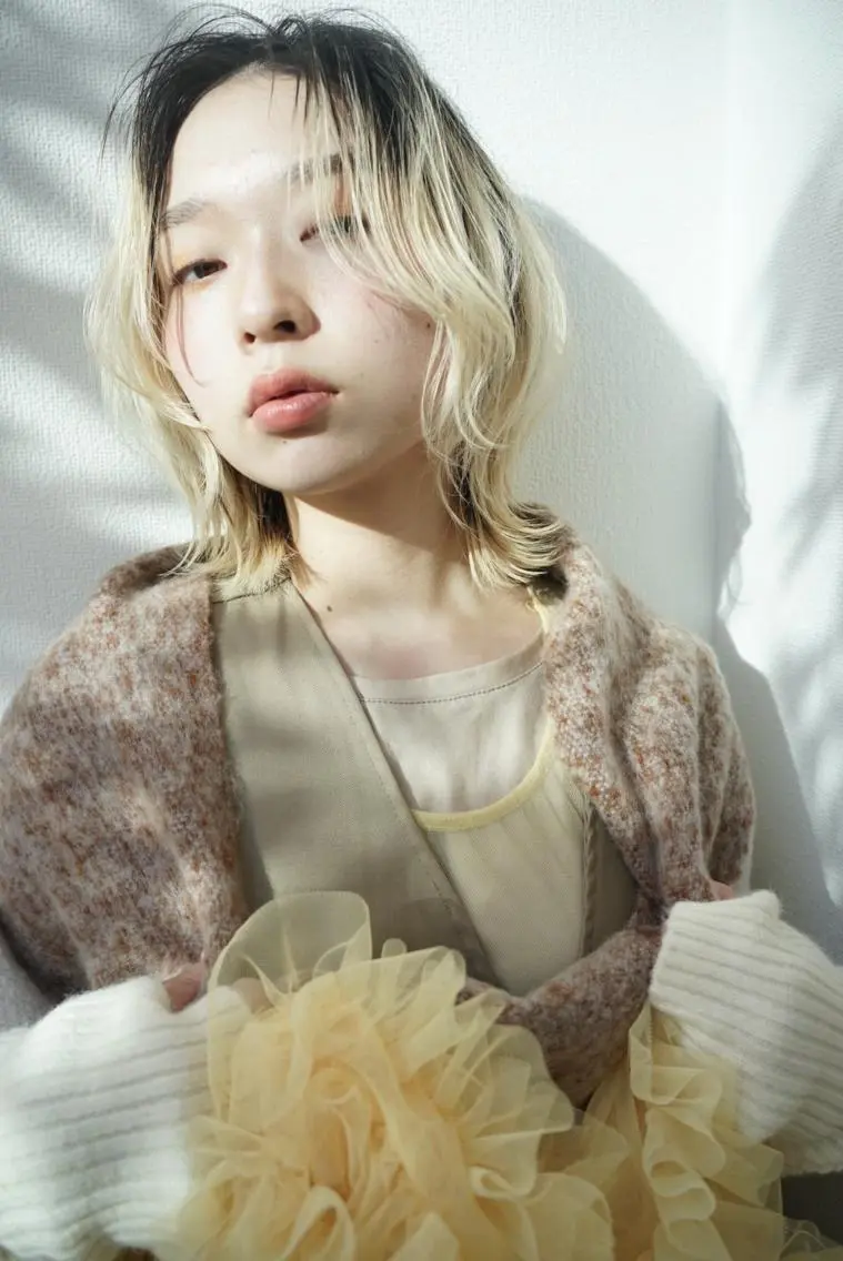 ロング ヘアカラー 毛戸 敦也のヘアスタイル
