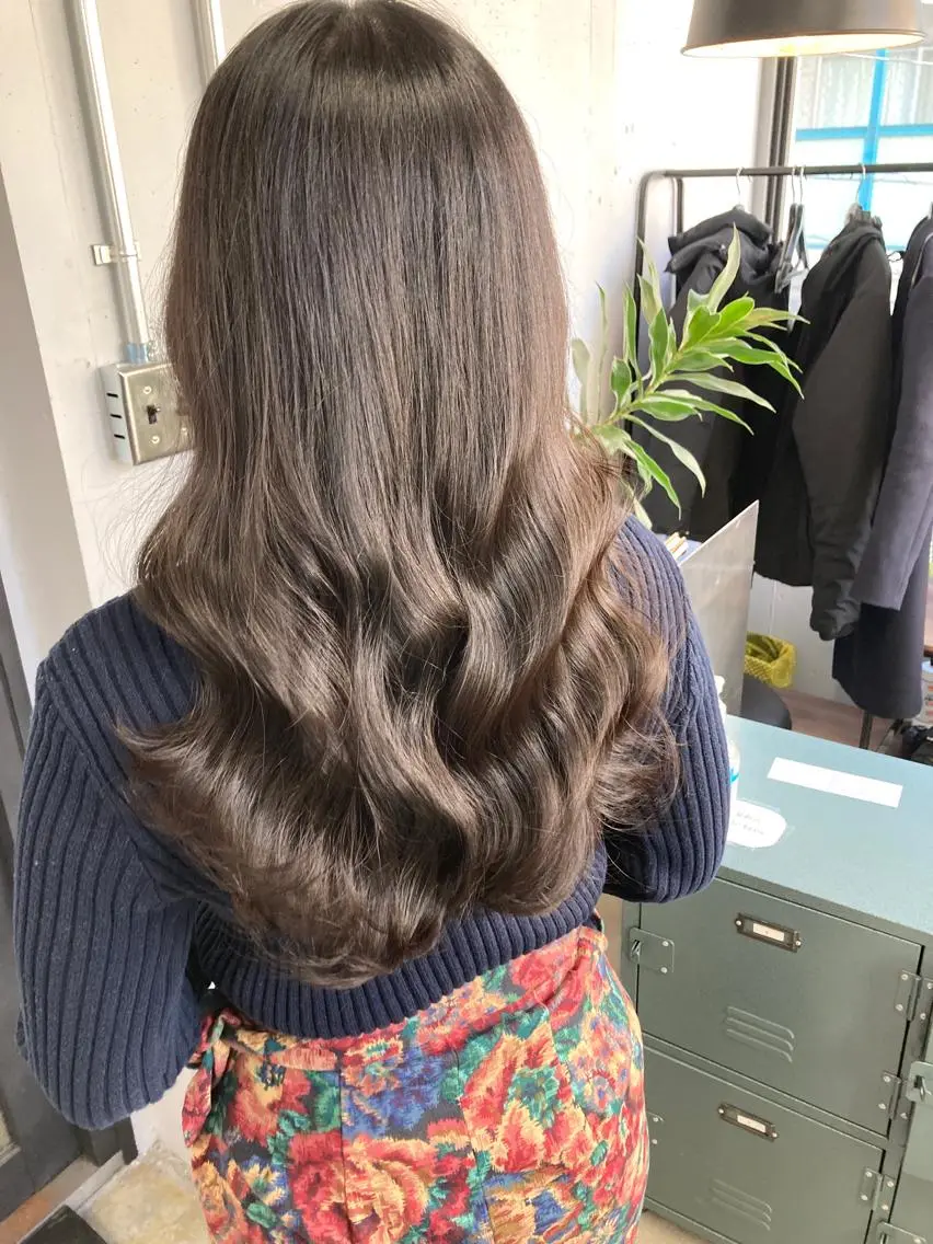 ミディアム カット ヘアカラー トリートメント 新井 広樹のヘアスタイル