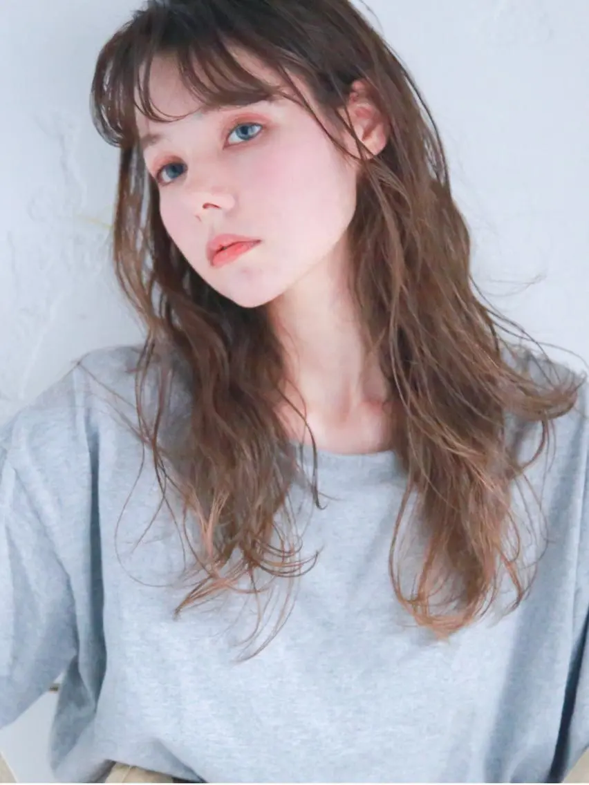 ロング 初めてでも失敗しない 透明感カラー Miiのヘアスタイル