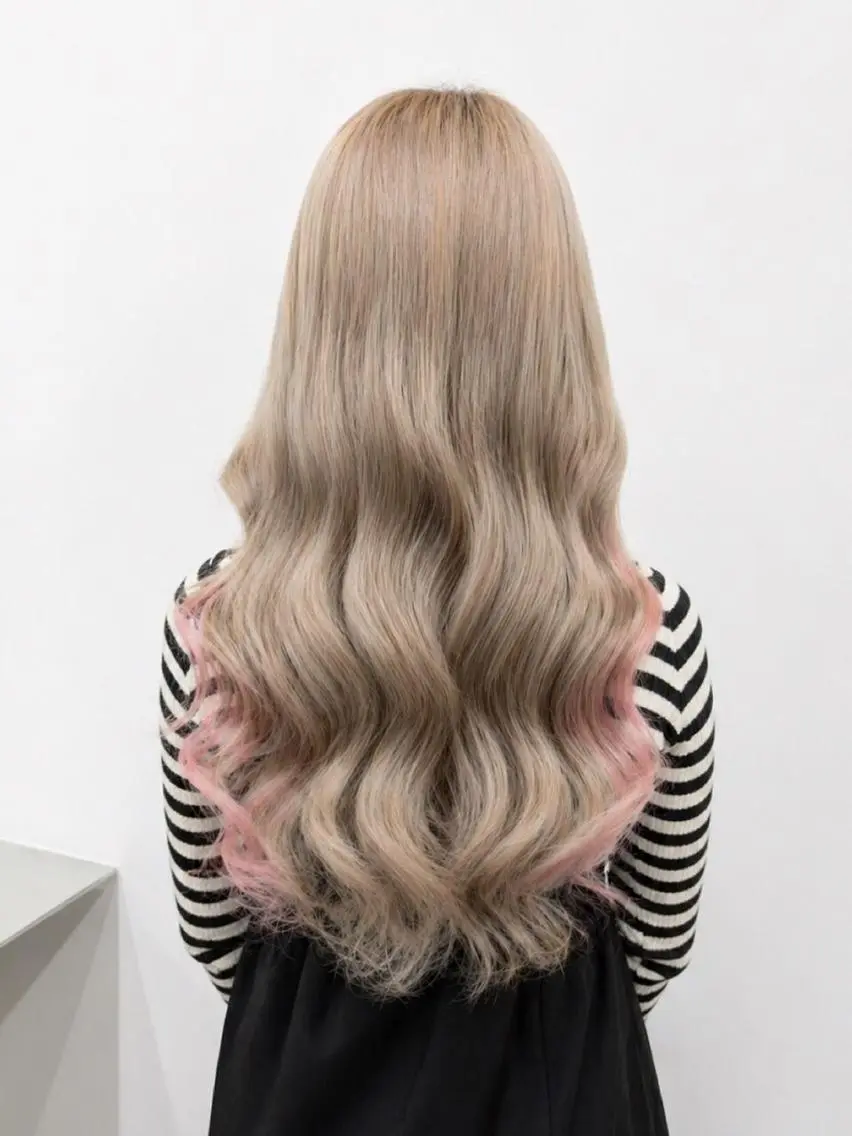 ロング カラー ヘアアレンジ シールエクステ 黒髪 ブリーチ デザインカラー ダブルカラー MISAKIエクステ ブリーチ\5900のヘアスタイル