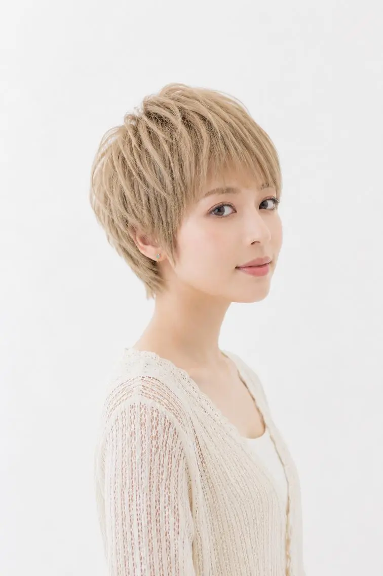 ショート カラー ブリーチ カット ヘアカラー ダメージレス コバヤシ　ヒロヒトのその他イメージ