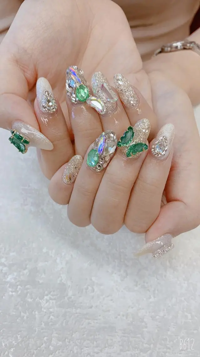 ミディアム JNA認定講師🌸 RIEのネイルデザイン