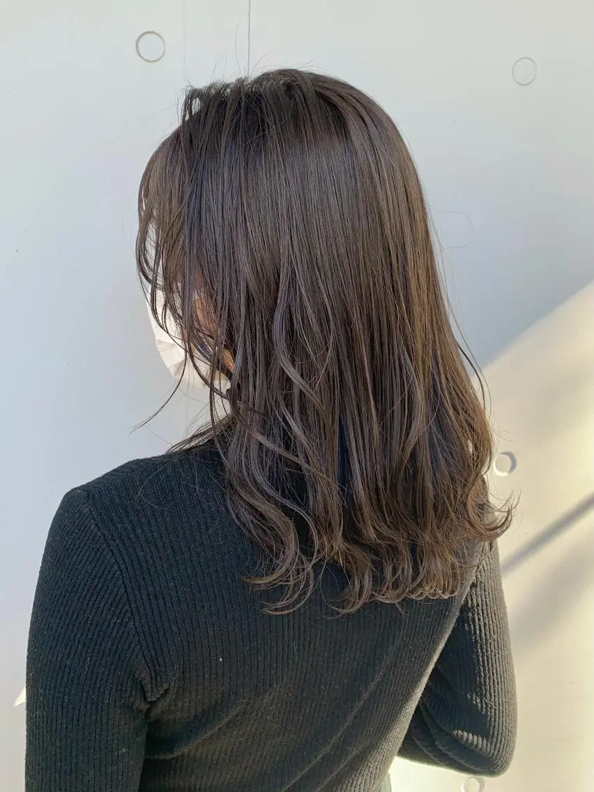 セミロング カラー アディクシーカラー ベージュカラー ブリーチ ケアブリーチ ダブルカラー ヘアカラー トリートメント もにか🌞原宿/渋谷 🌝ブリーチカラーのヘアスタイル