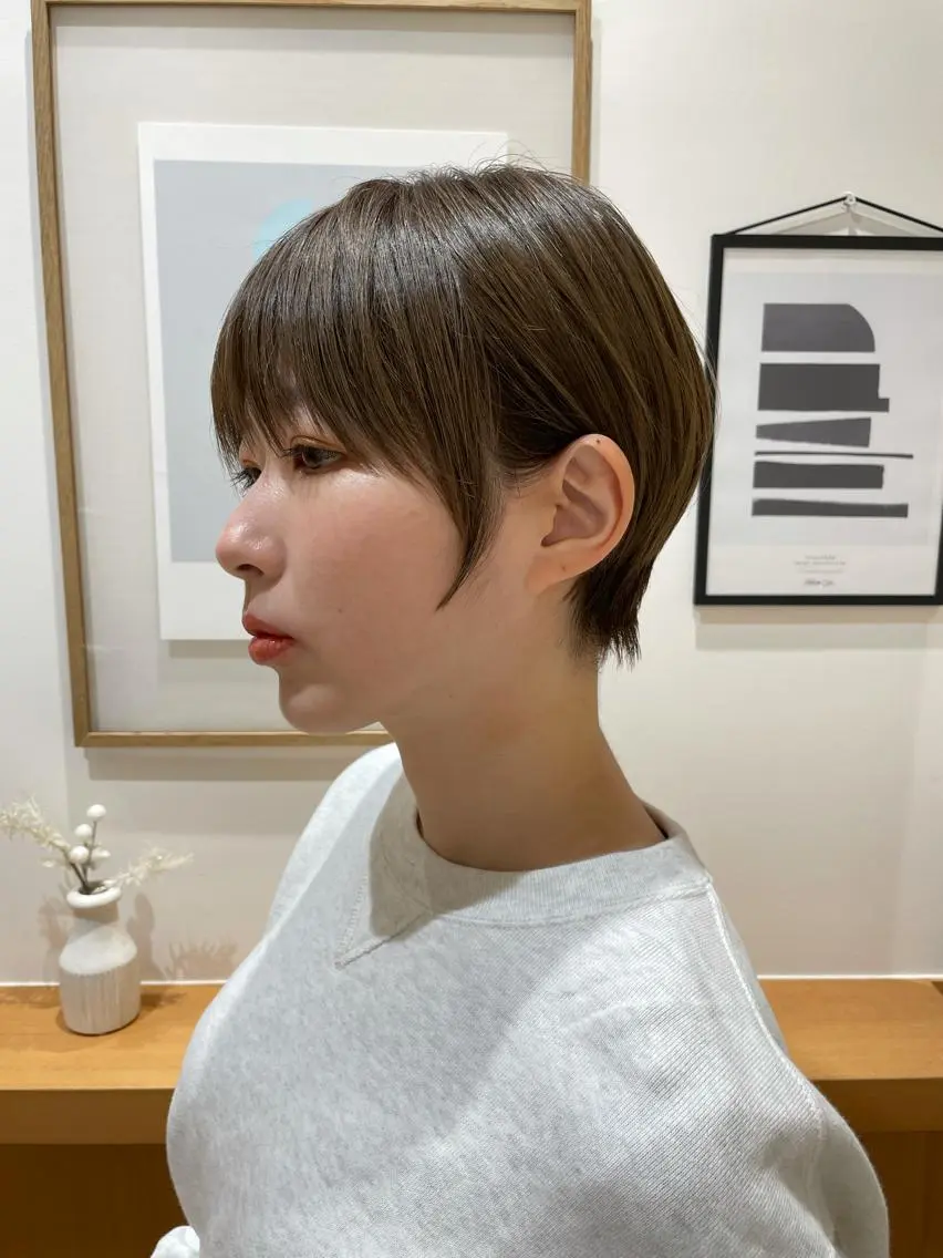 ショート ARMONY秋山輝也 コテ巻き風パーマ特化のヘアスタイル