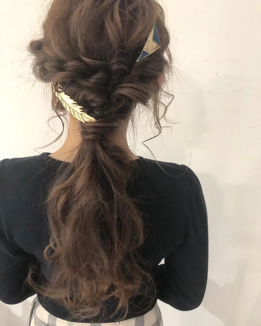 ヘアアレンジ ポニーテール ヘアセット 髪質改善、エクステ 山口卓哉のヘアスタイル