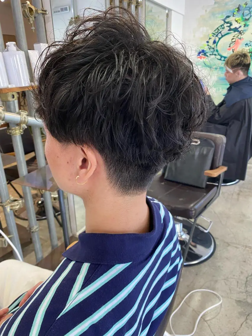 ショート カット ヘアカラー 口コミ150件超え 💬☘️笹岡航太のヘアスタイル