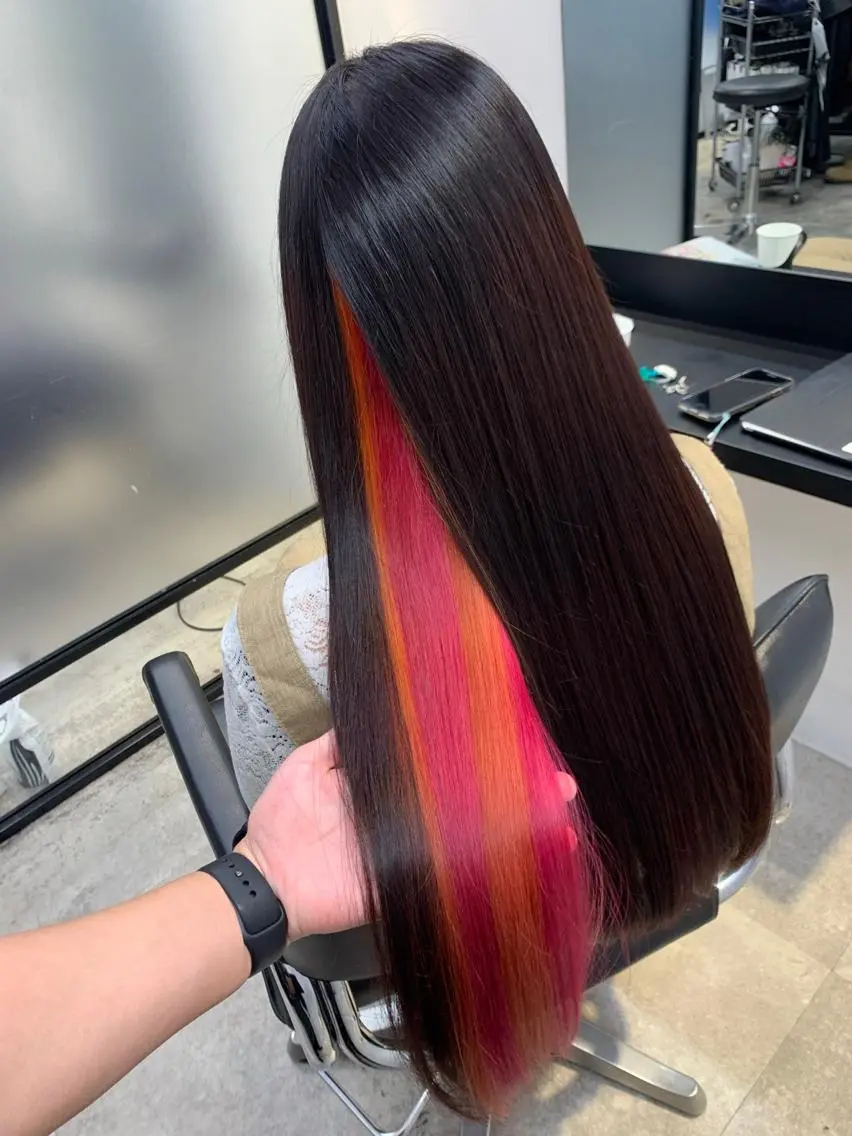 ロング ヘアカラー トリートメント 及川シゲル 髪質改善講師のヘアスタイル