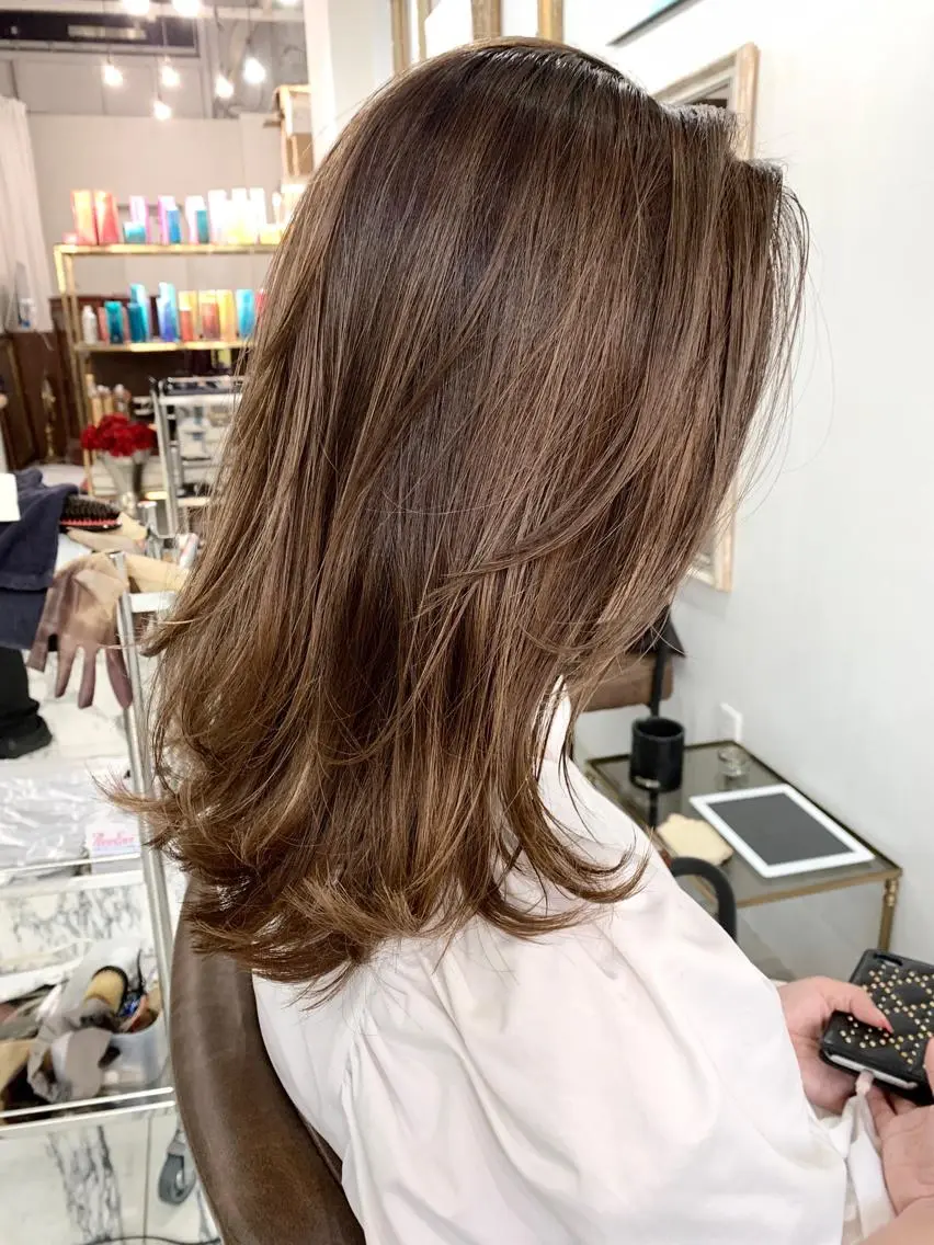 セミロング カラー エクステ(レミー毛) NINEのヘアスタイル