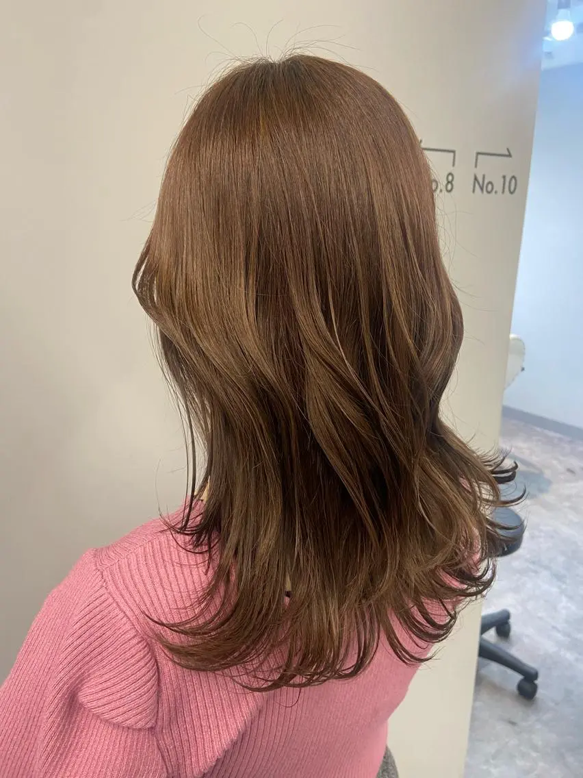 ミディアム カラー カット ヘアカラー トリートメント natsumi / N°ariaのヘアスタイル